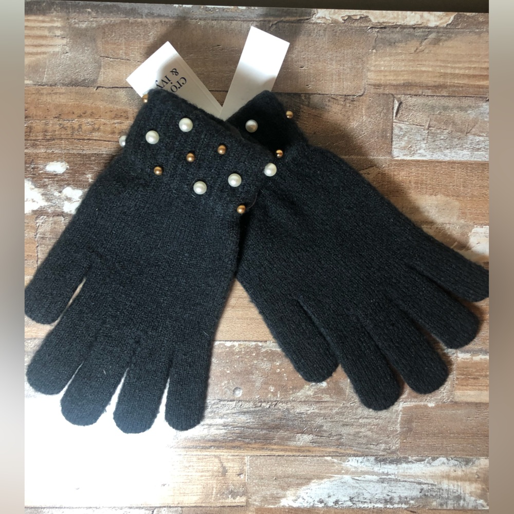 🆕 Crown & Ivy gloves, new, size M/L